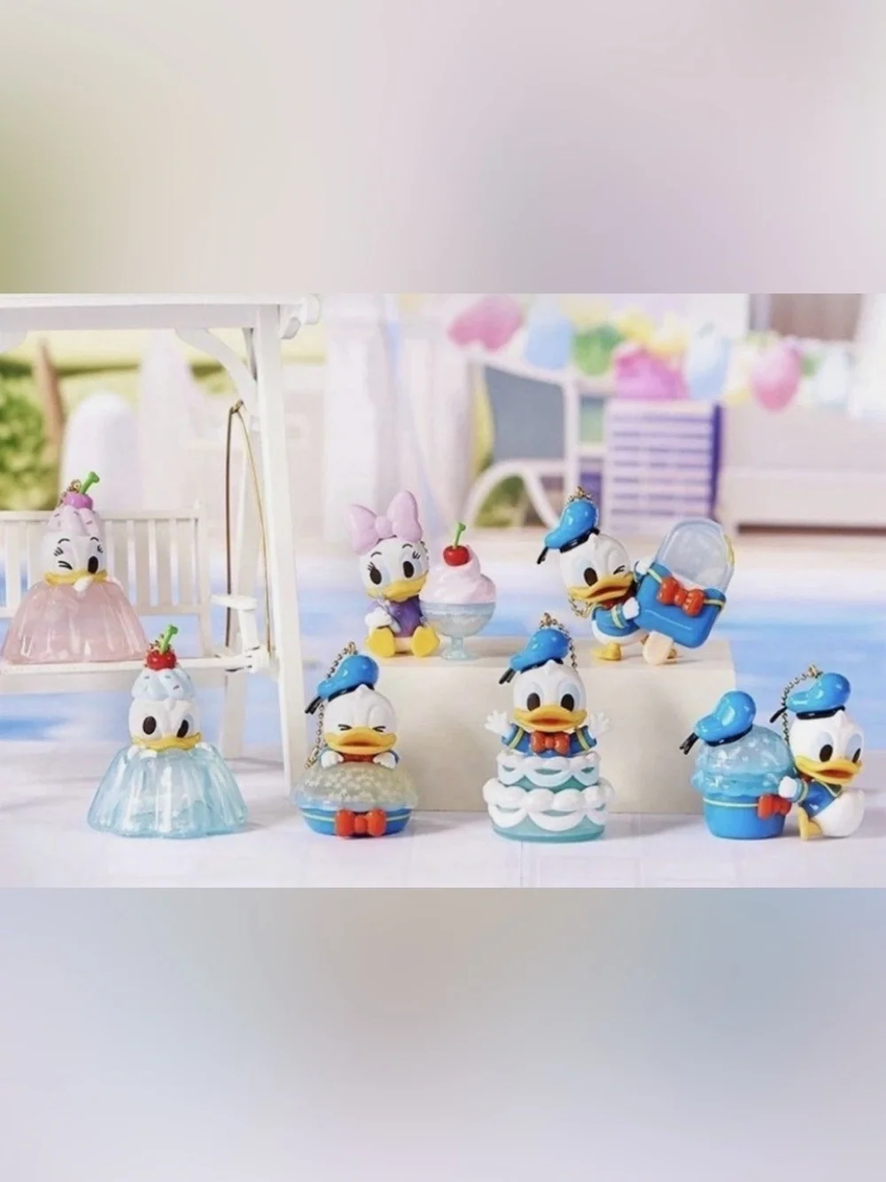 Disney Miniso Donald Duck Ice Glitter Blind Box Pendant Collectible Figurine